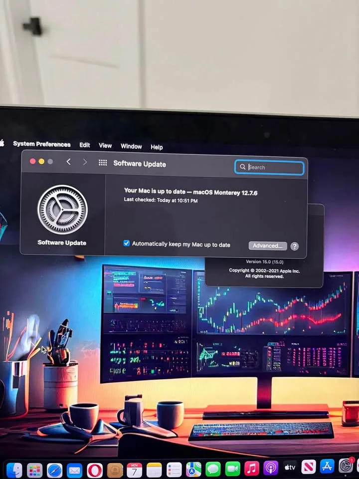 MacBook Pro 2015 13-inch used like new image indicator(3)