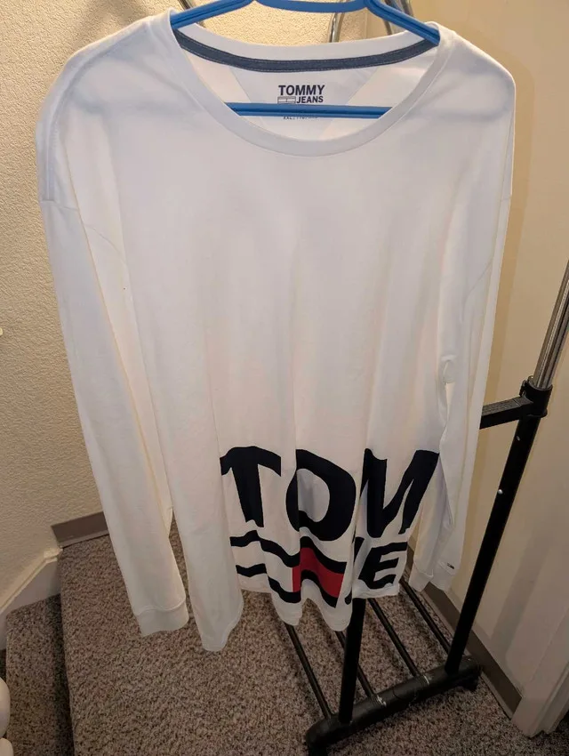 Brand New Tommy Hilfiger sweaters, sweatshirts