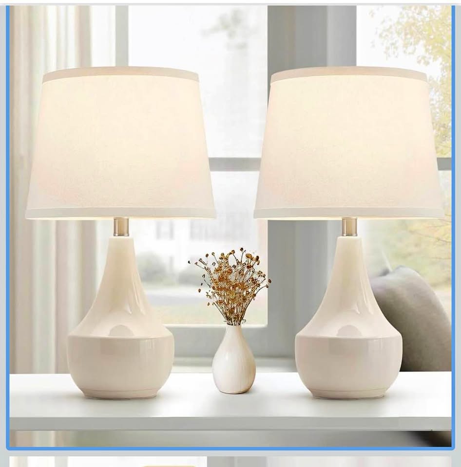 GyroVu Table Lamp Set of 2 Cream Modern Table Lamp
