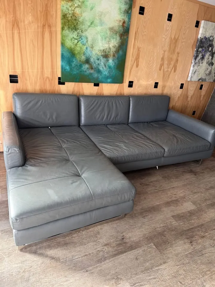 Mobital Real Leather Sectional image indicator(4)