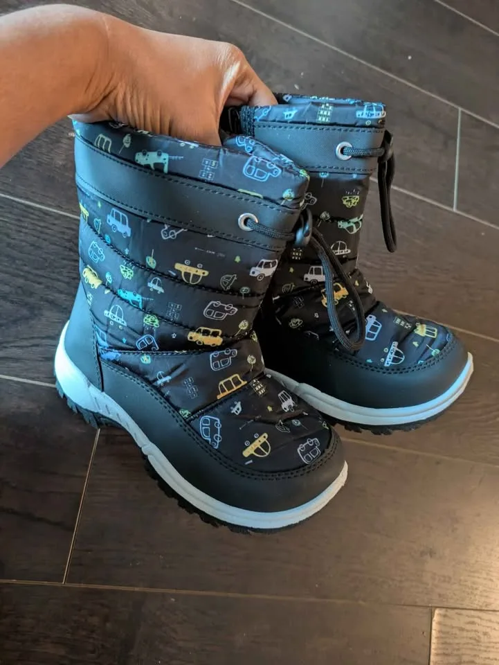 Brand new black color toddler snow boots image indicator(3)