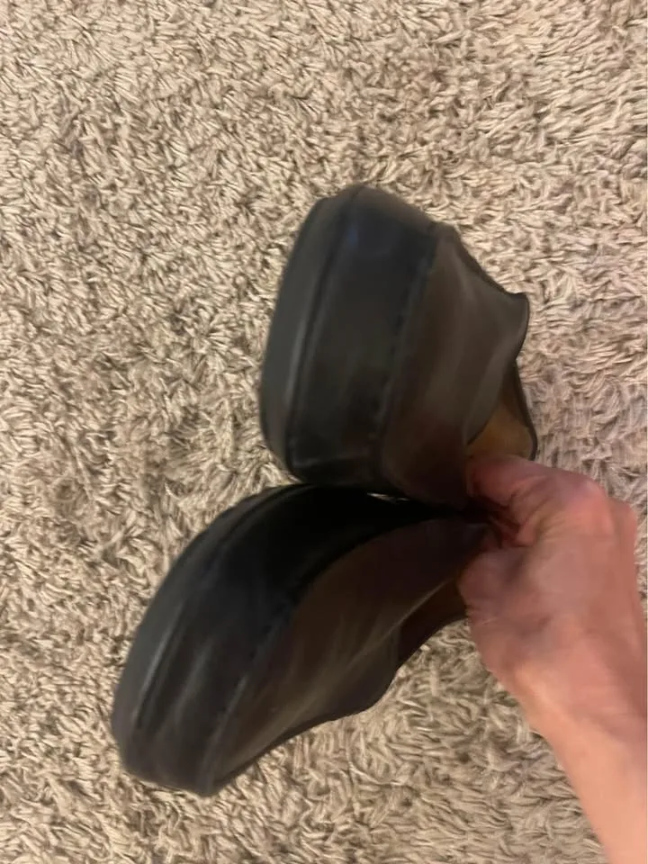 Geox man's shoe very good condition image indicator(2)