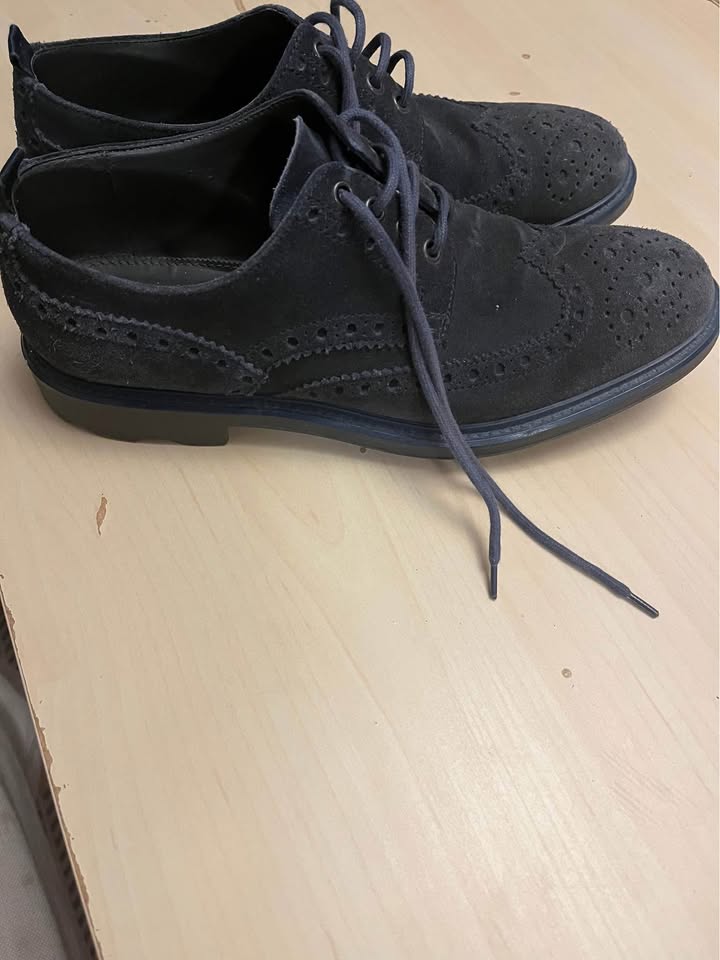 Hugo Boss Suede Dress Shoes - photo 2