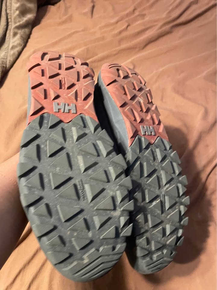 Helly Hansen hiking shoes - photo 4