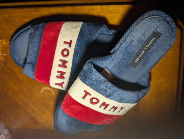 Tommy Hilfiger plush slippers