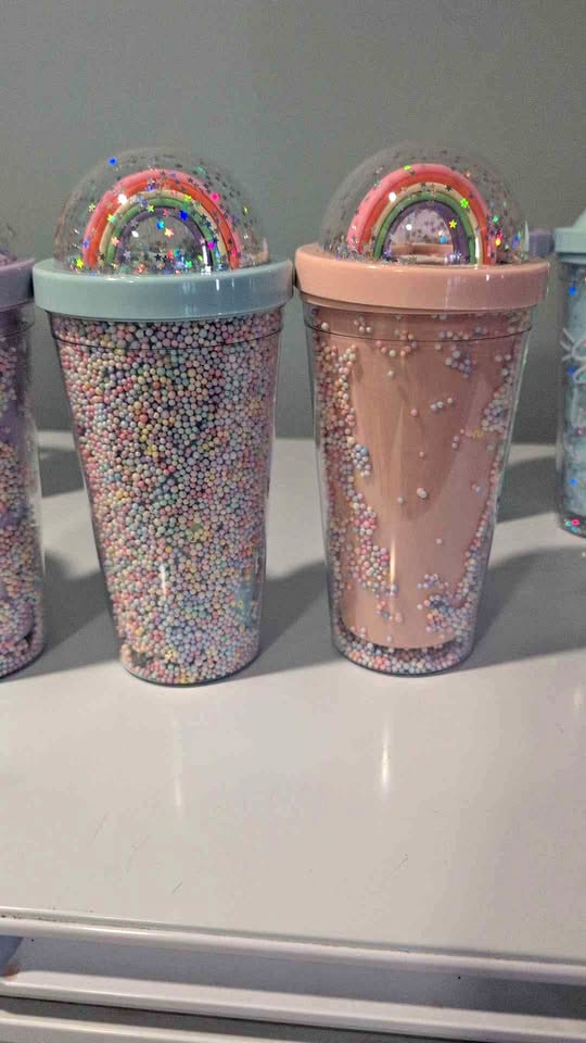 Cute Pastel Drink Tumblers – With Glitter & Dessert Tops ✨🍨