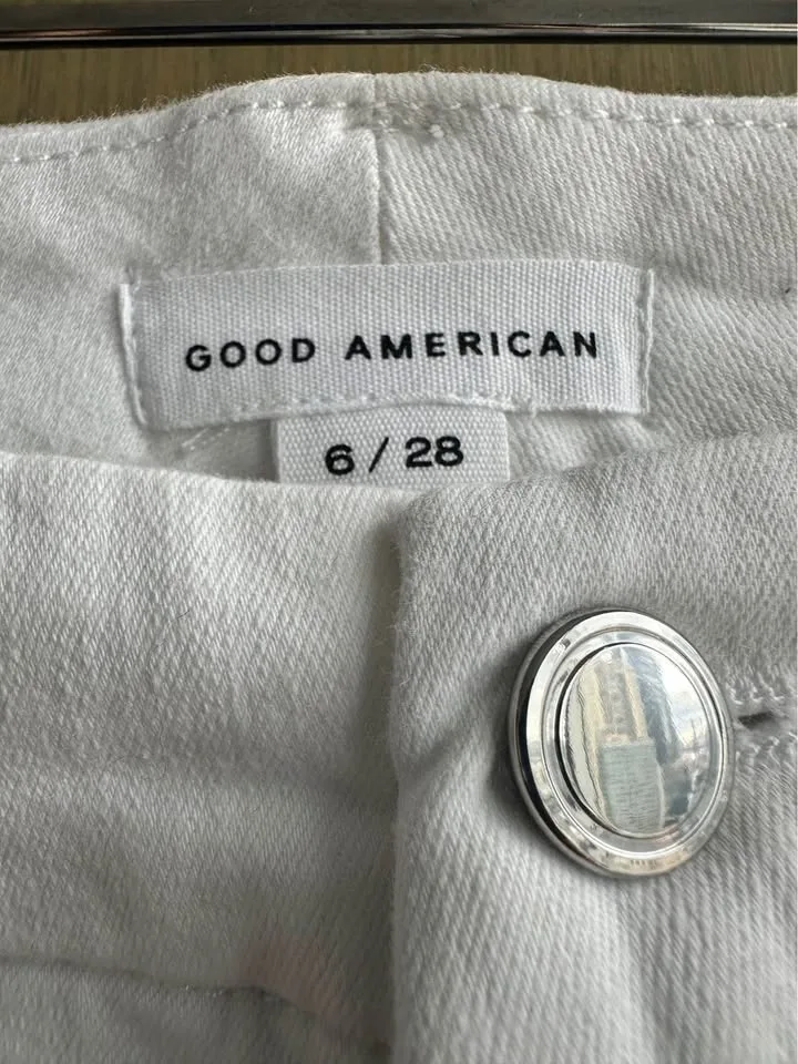 NWT Good American White Pants image indicator(2)