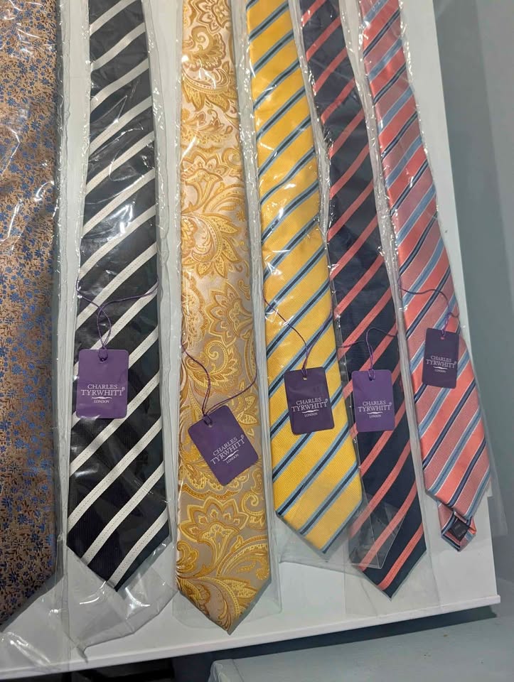 Men’s Neckties – Classic, Formal & Stylish Designs (Great Gift I