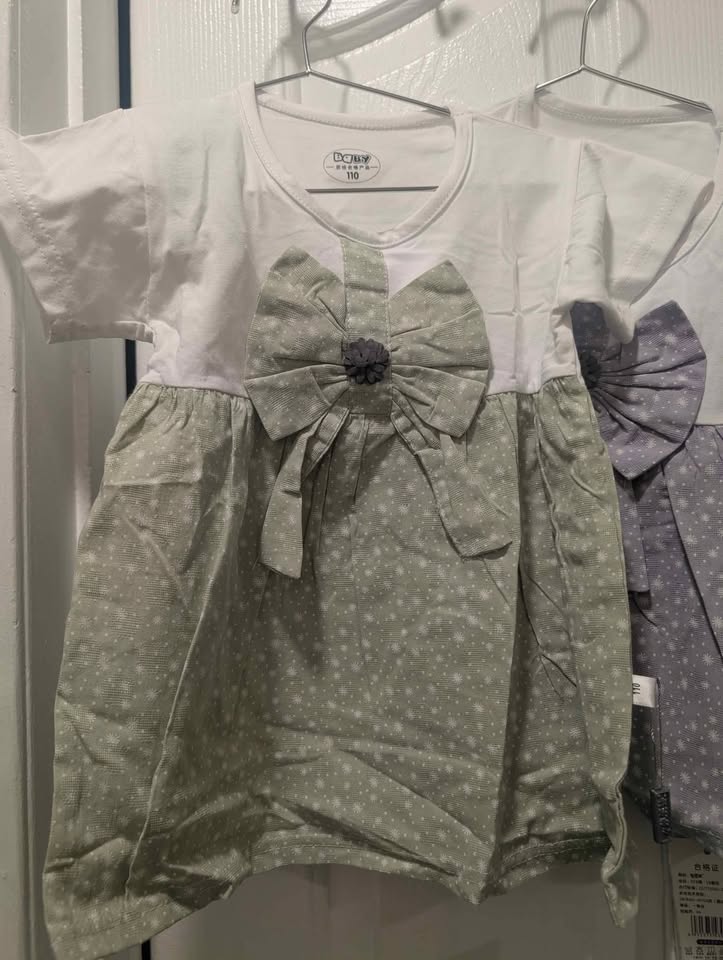 Girl's dresses - Christmas or party dresses - photo 4