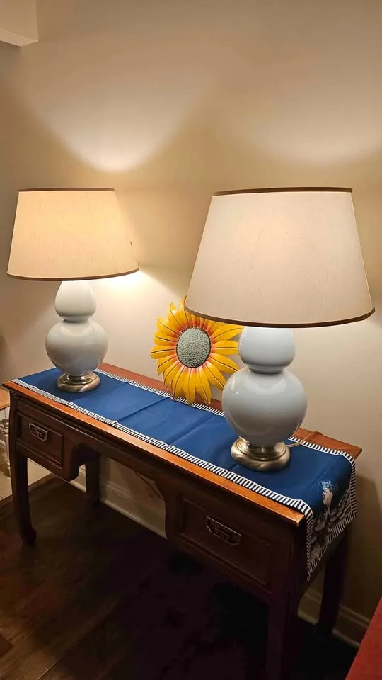 Table Lamp thumbnail