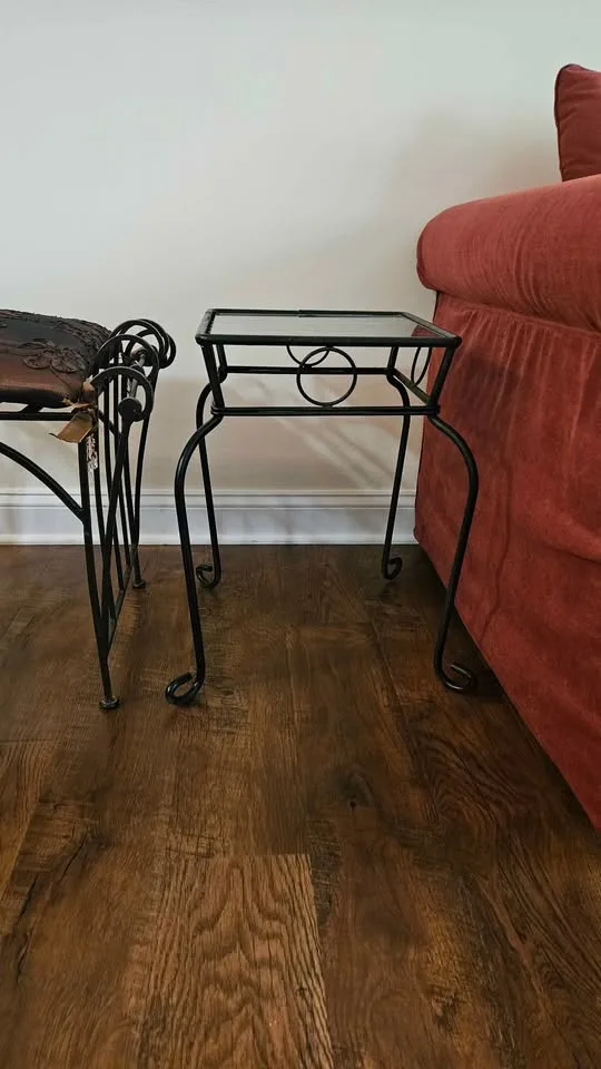 Entry Bench with table image indicator(8)