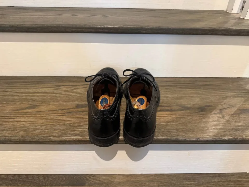 Vintage Church’s Brogued Oxford’s with Shoe Trees UK 11 CAD 12 image indicator(3)