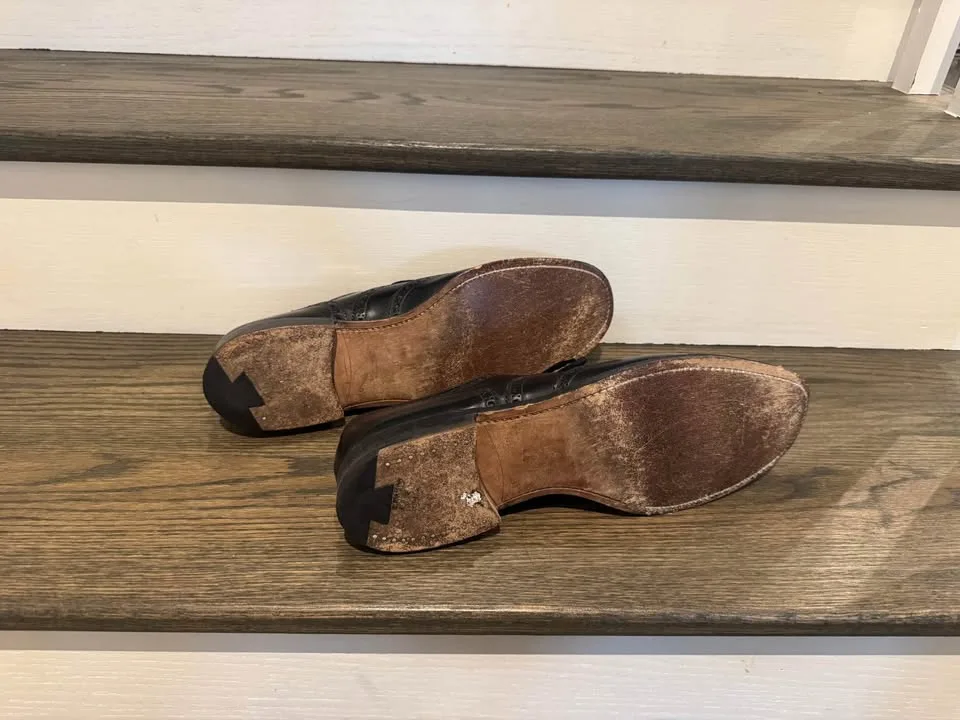 Vintage Church’s Brogued Oxford’s with Shoe Trees UK 11 CAD 12 image indicator(5)