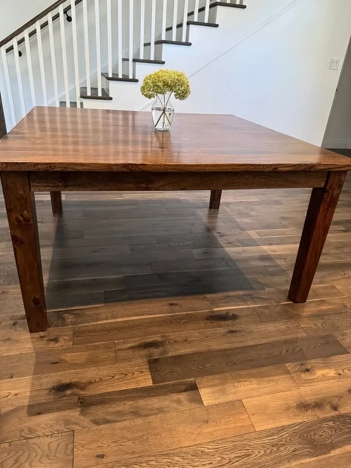 Solid Wood Dining Table image indicator(2)