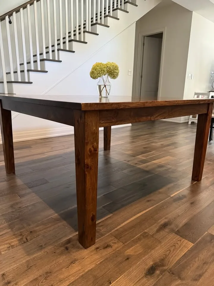 Solid Wood Dining Table image indicator(3)