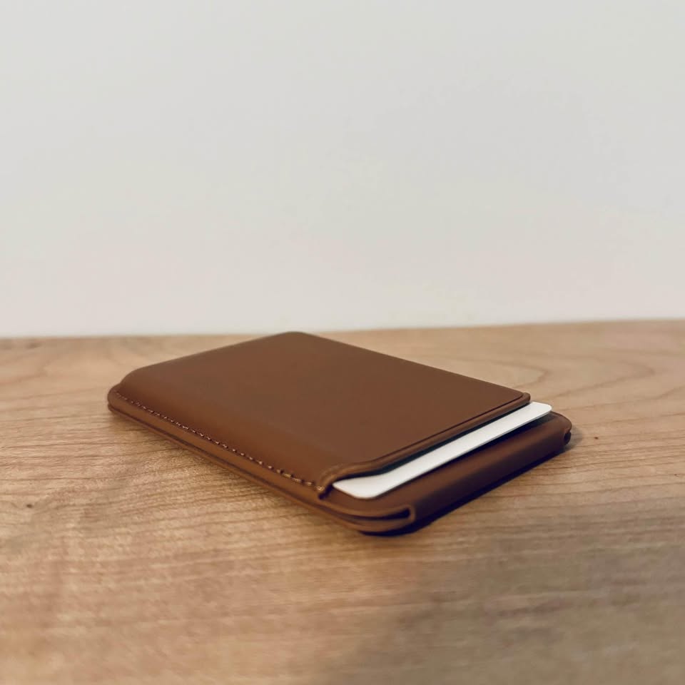 MagSafe Wallet and Stand 🥕 - photo 3