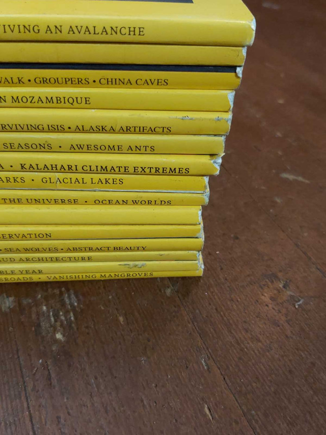 National Geographic Magazines - photo 3