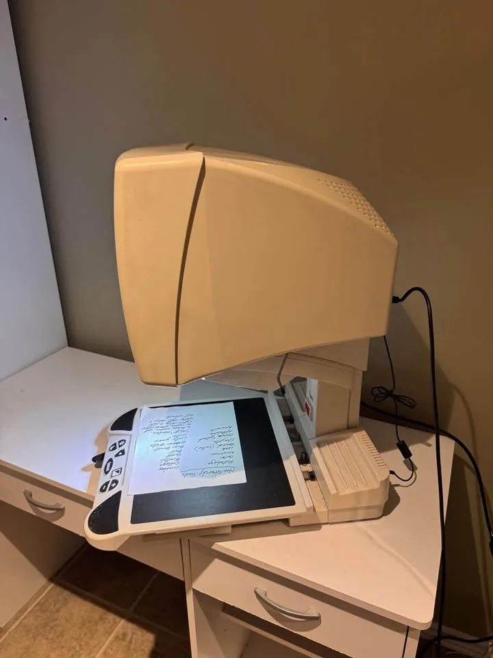 Optelec Clearview 360 desktop video magnifier image indicator(2)