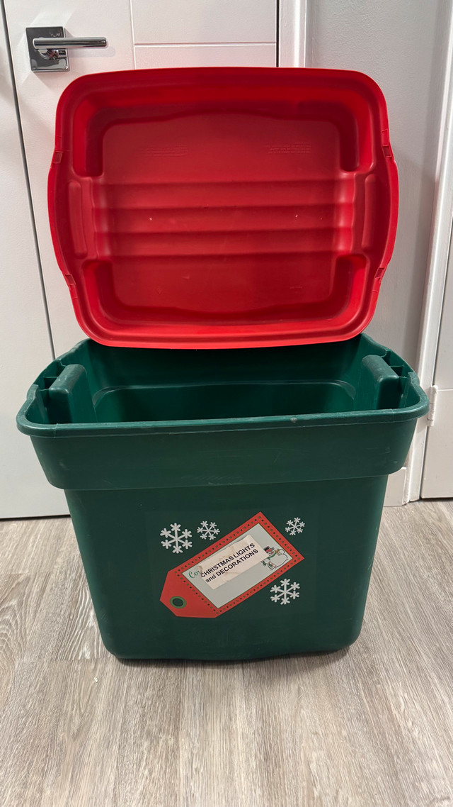 Rubbermaid Roughneck Tote 23 Gal, 90lt