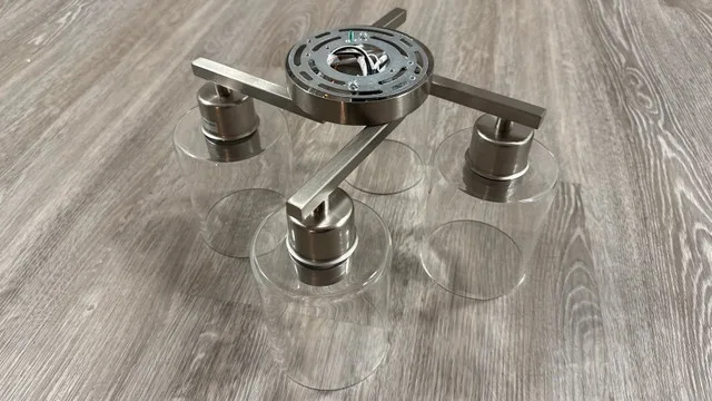 NEW - 4 Light Semi Flush Mount Ceiling Lights image indicator(2)