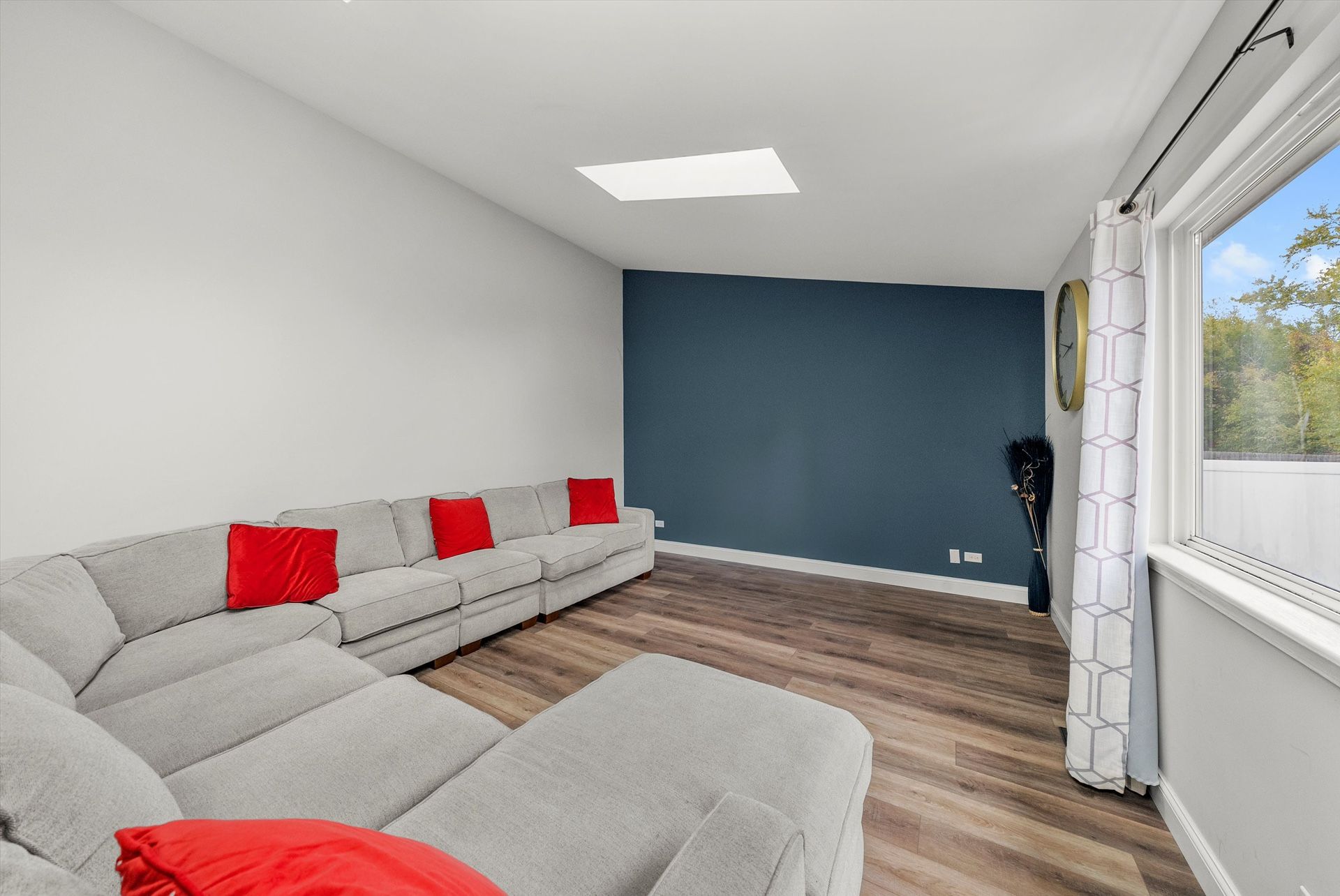 Large Grey Sectional - photo 3