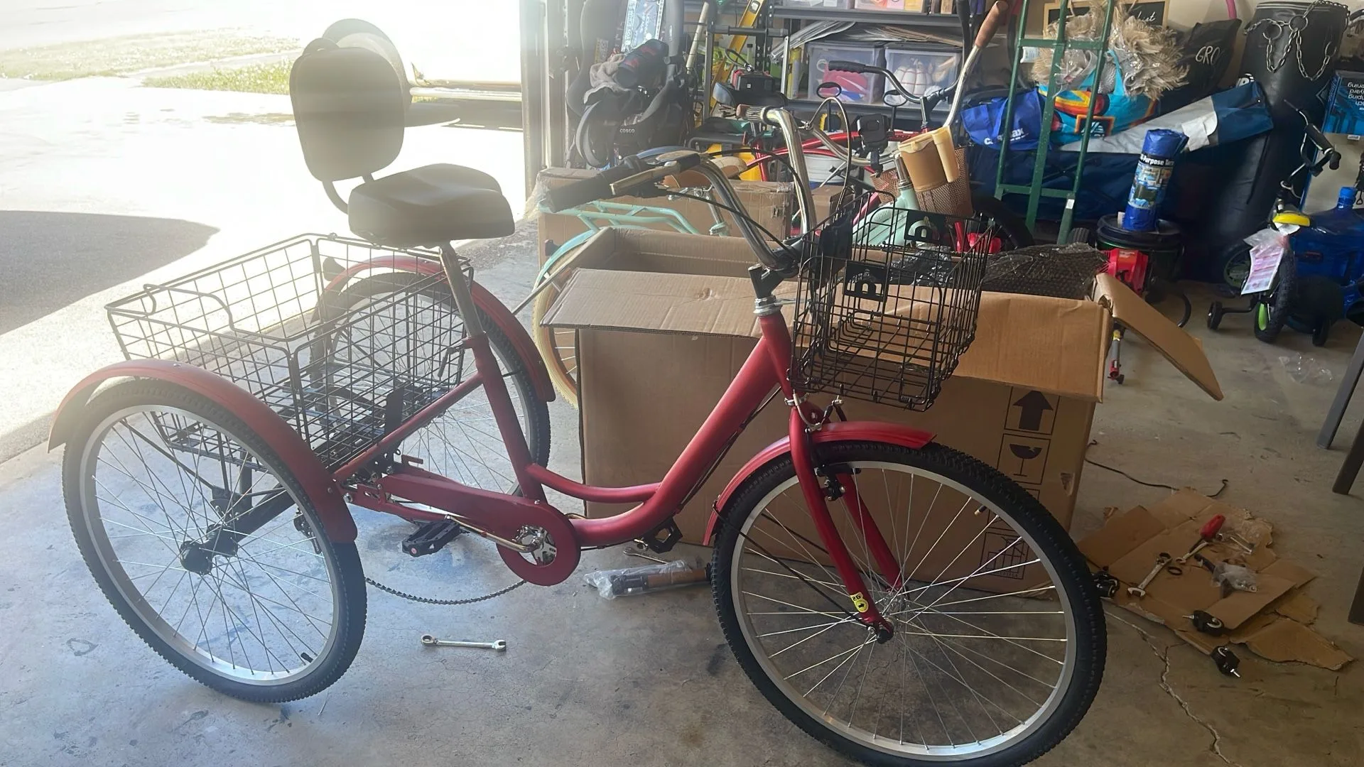 Red Adult Tricycle image indicator(2)