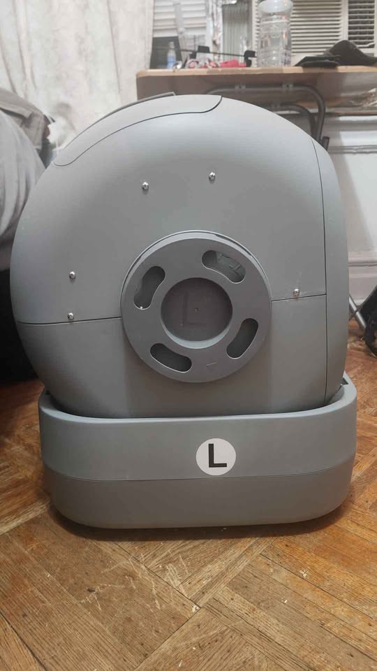 Automatic Litter Box for Cats - Move Out Sale - Or Best Offer!!! - photo 4