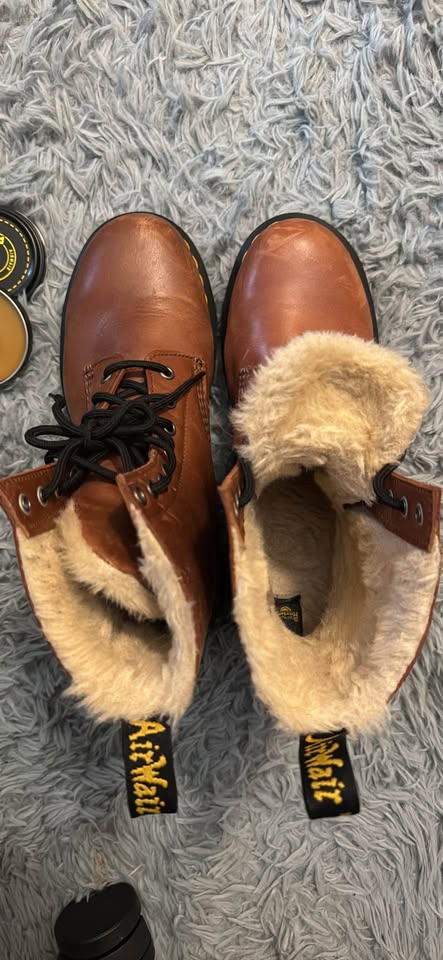 Dr. Martens Winter Lined Shoes US 9 Unisex - photo 3