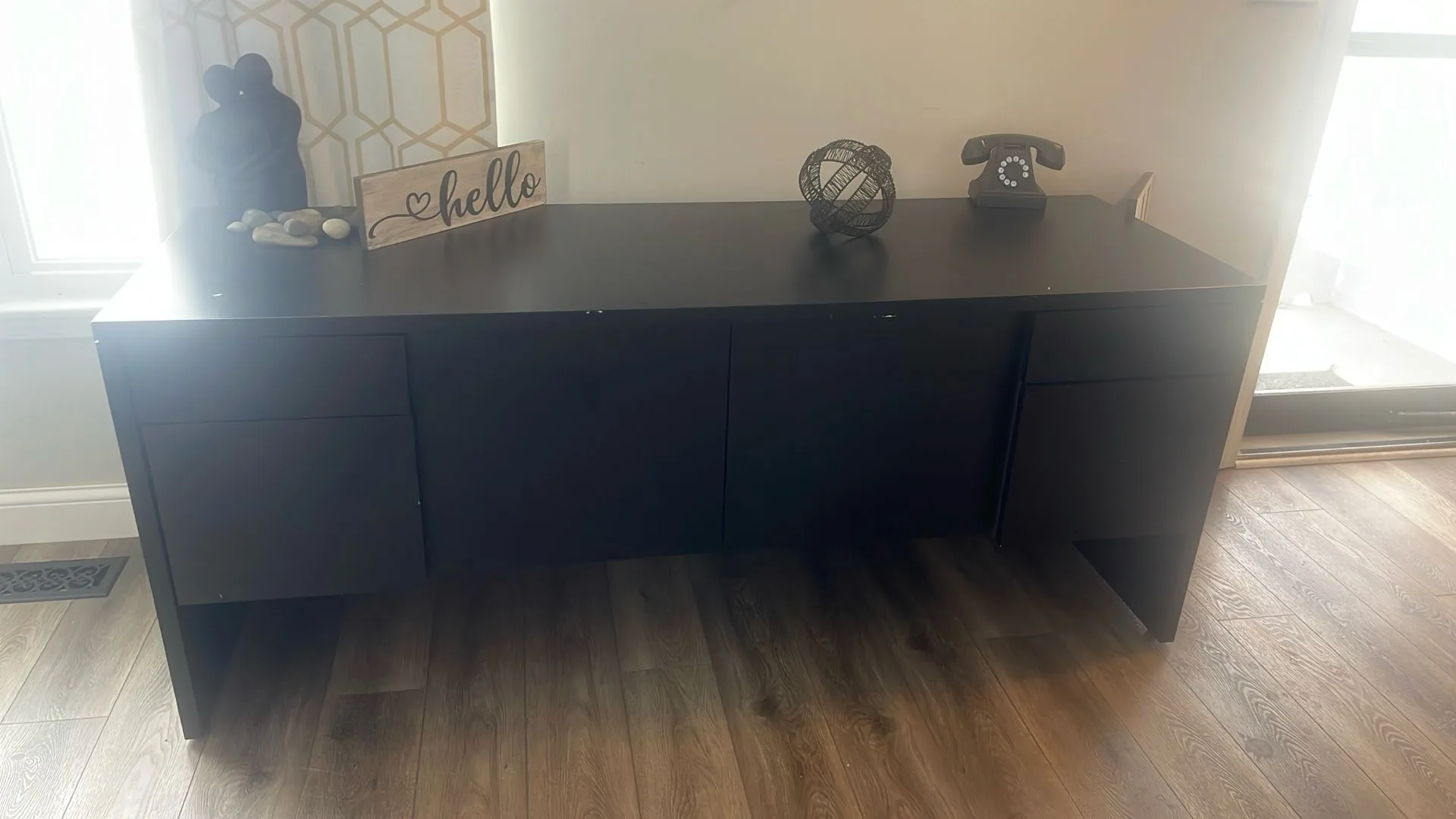 Solid Wood Executive Desk image indicator(2)