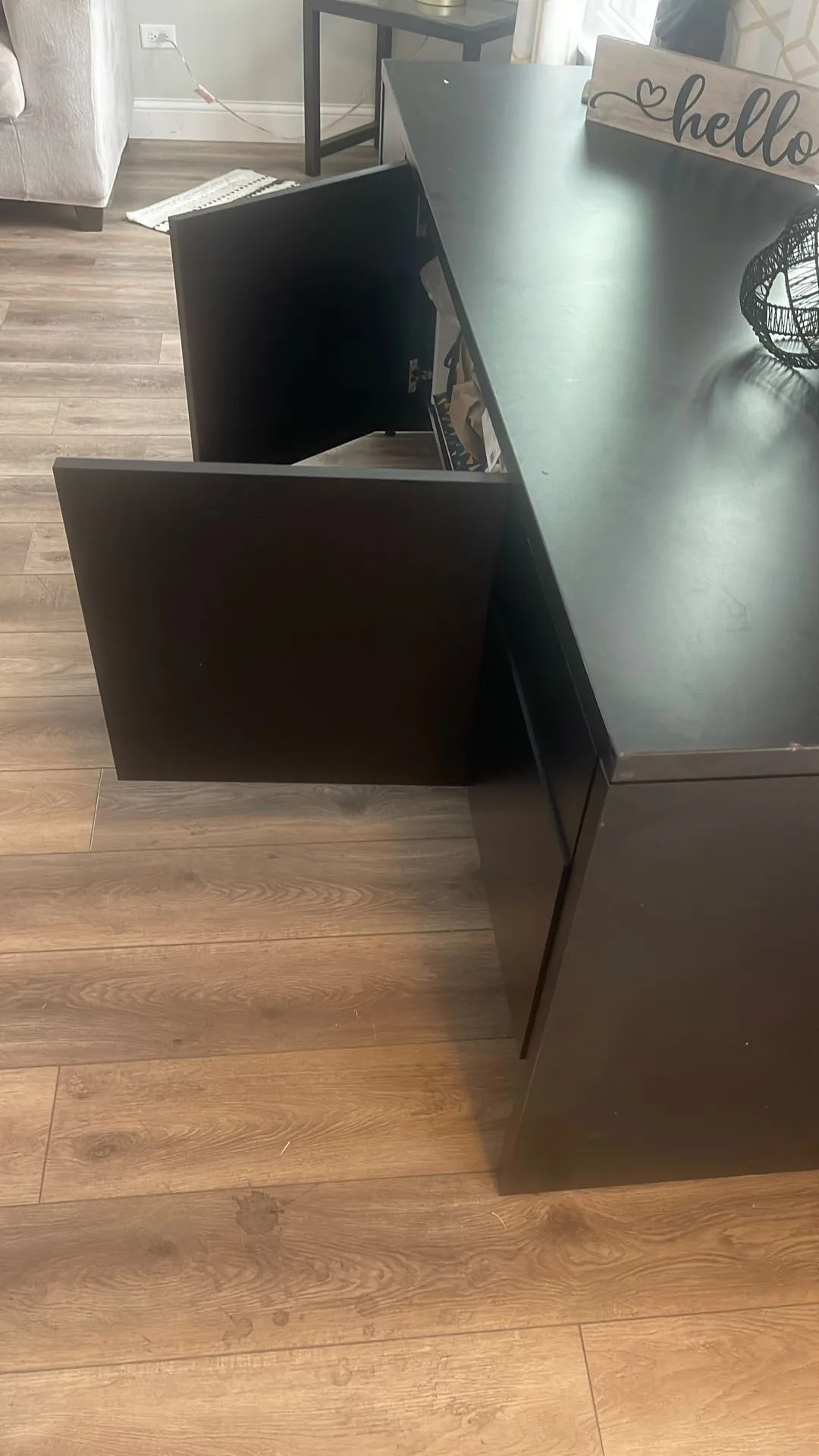 Solid Wood Executive Desk image indicator(8)