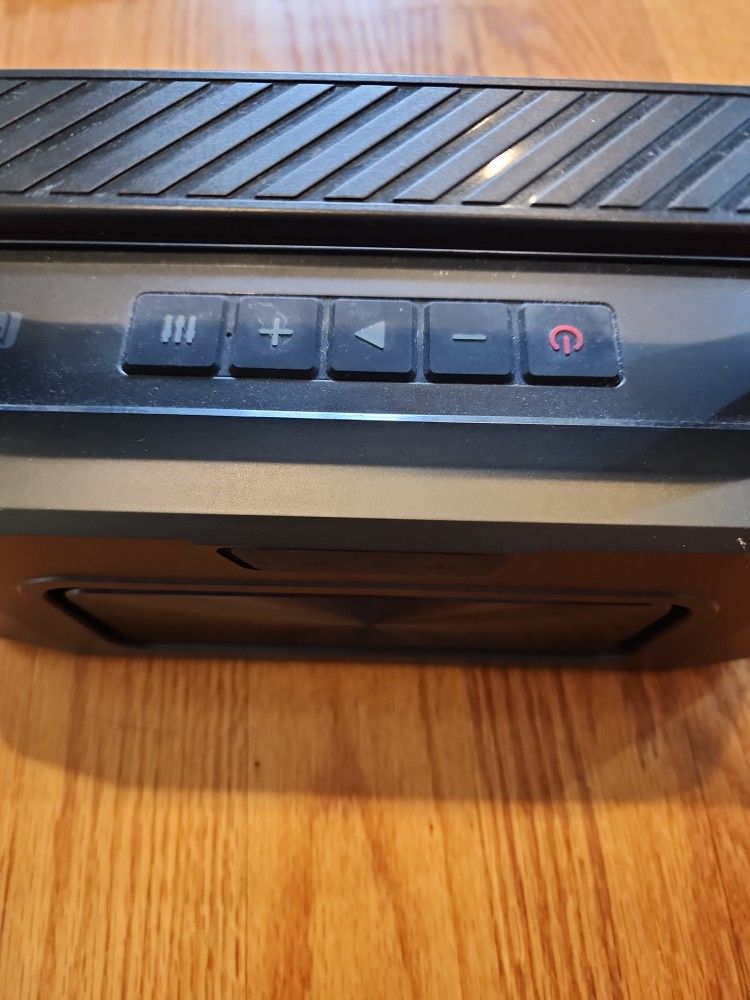 Bluetooth Speaker W-King - photo 3