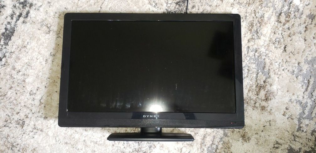 Dynex 32" TV