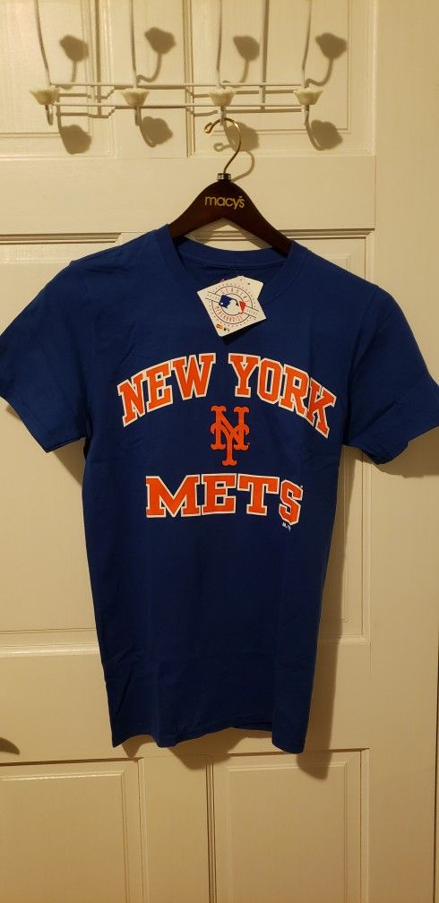 New York Mets T Shirt Size SMALL