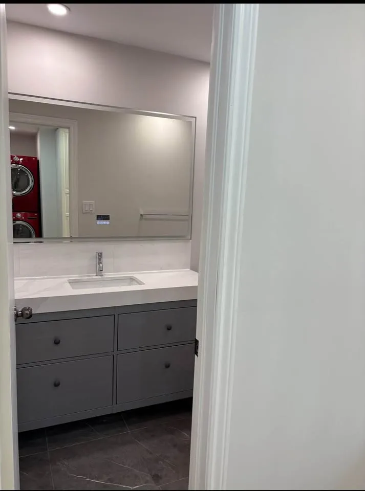 4 Beds 2 Baths - House image indicator(6)