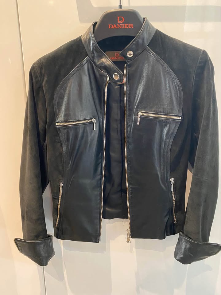 Danier Lamb Leather/Suede Bomber - Black - photo 2