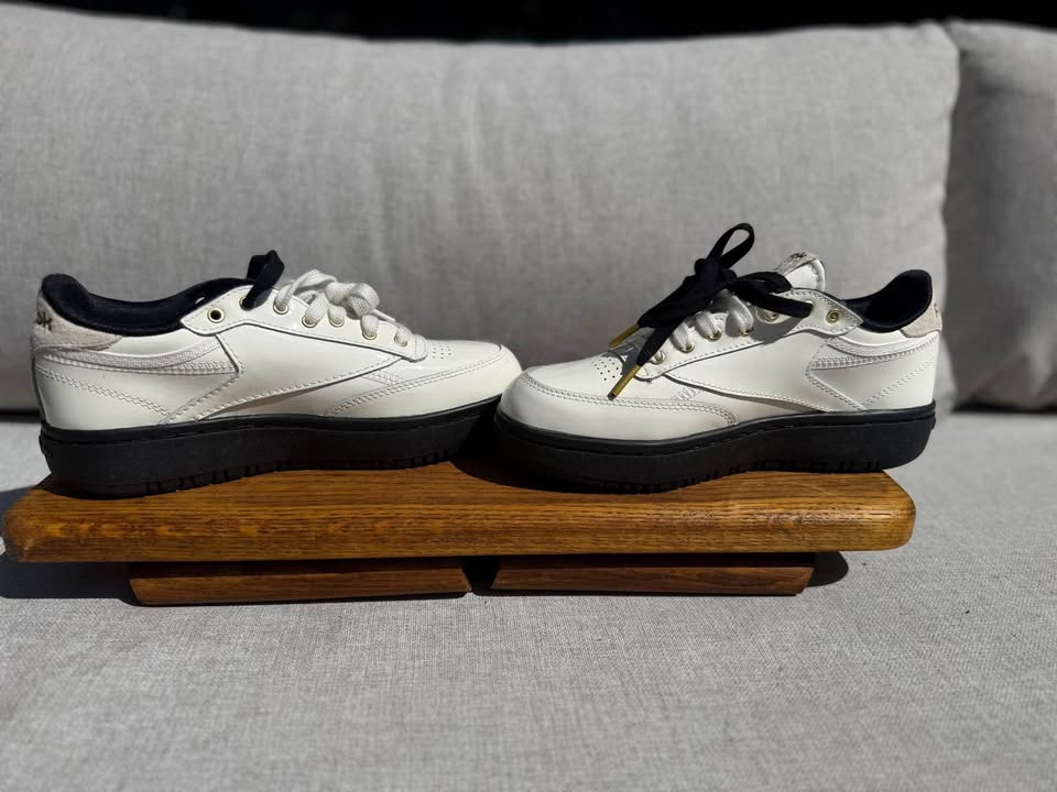 ✨ Reebok Cardi-B Classic Sneakers – Women’s 7 (New) ✨ - photo 4