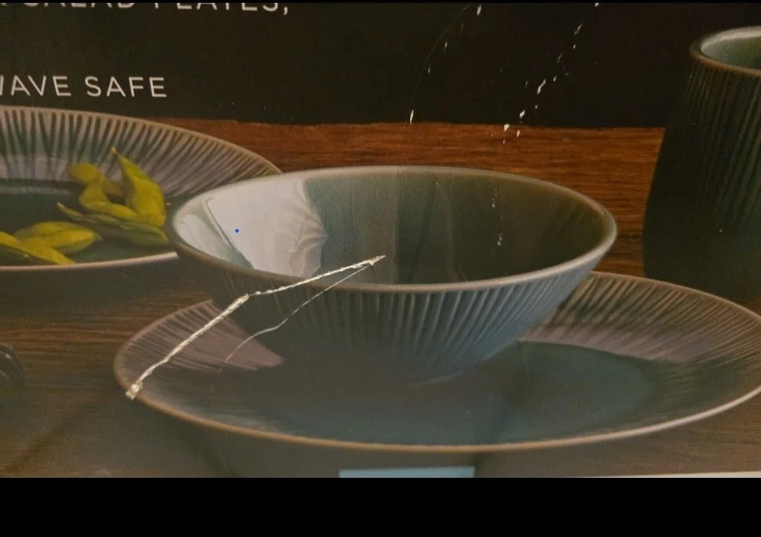 16 Piece Dinnerware Set image indicator(5)