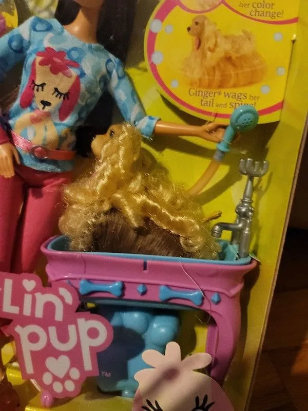 Stylin' Pup Barbie Playset 2002 MIB image indicator(3)
