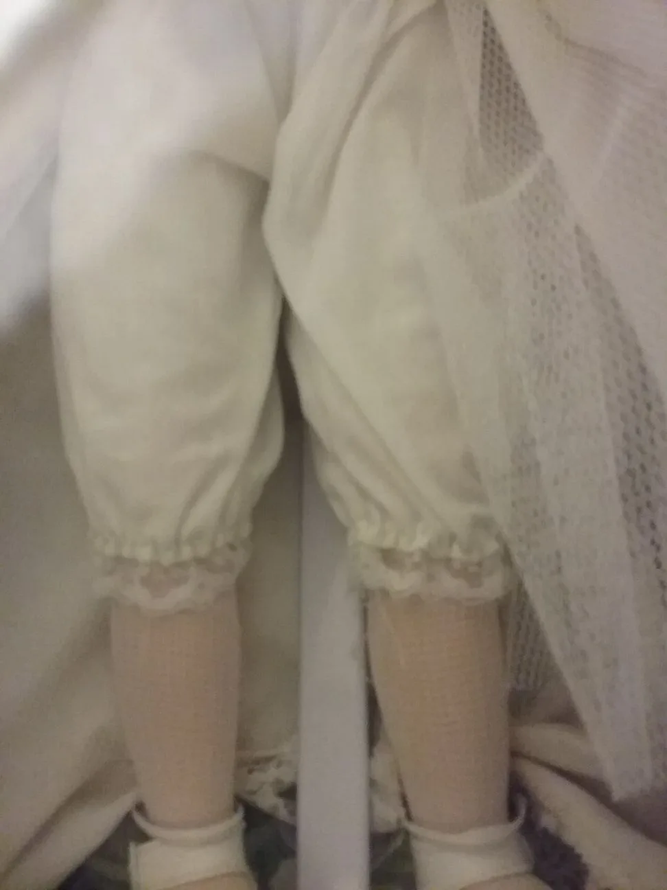 Porcelain doll image indicator(5)