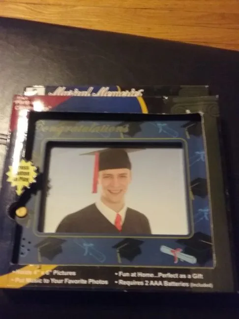 New graduation frame with music