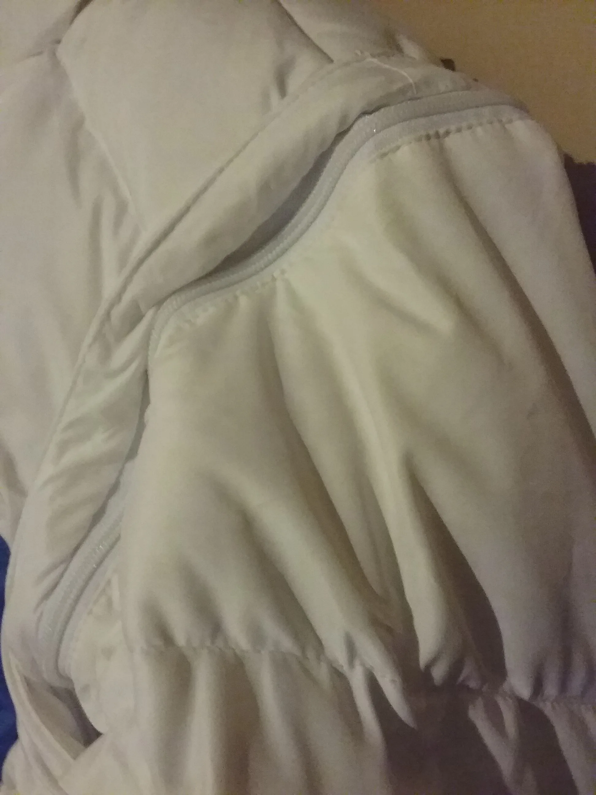 Ladies Columbia ski winter jacket image indicator(2)