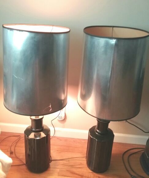 Set of two working lamps and shades - photo 2