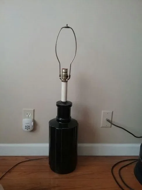 Set of two working lamps and shades image indicator(3)