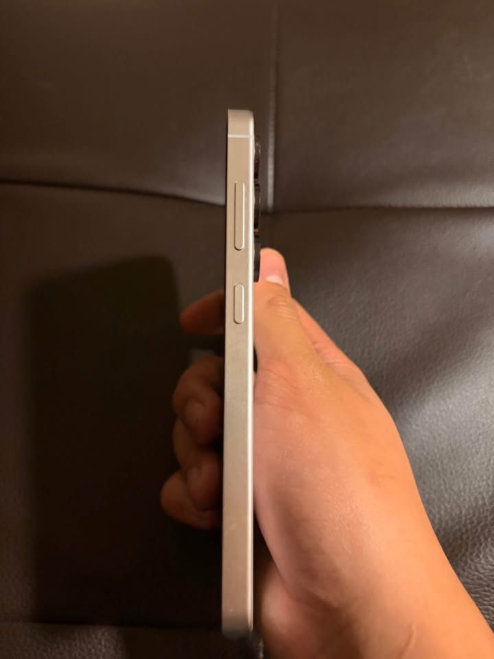 Samsung S24 | Almost Mint Condition - photo 4