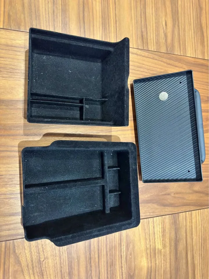 Tesla Model Y 2023 Center Console Organizer Set (3 pcs) thumbnail