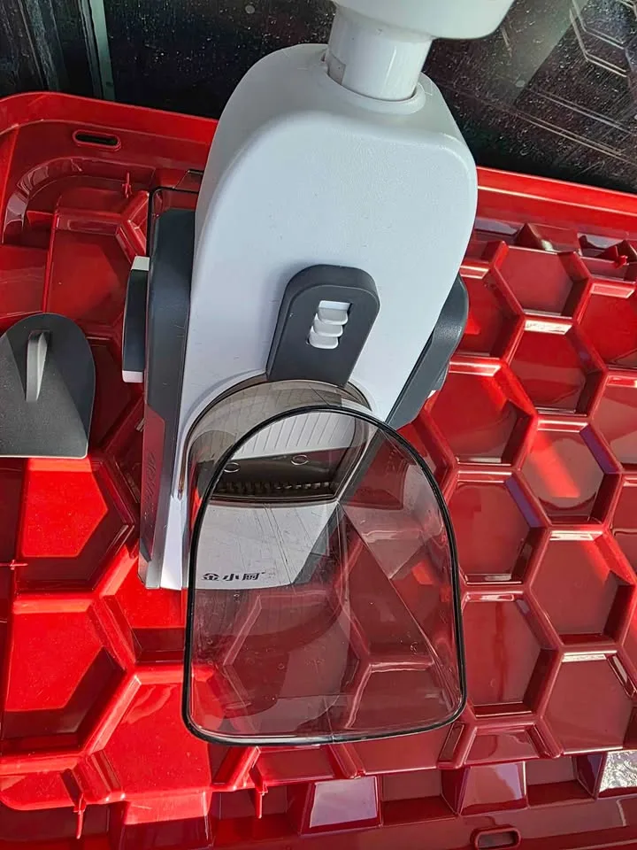 Manual Vegetable Slicer – Adjustable Thickness, Great Condition thumbnail