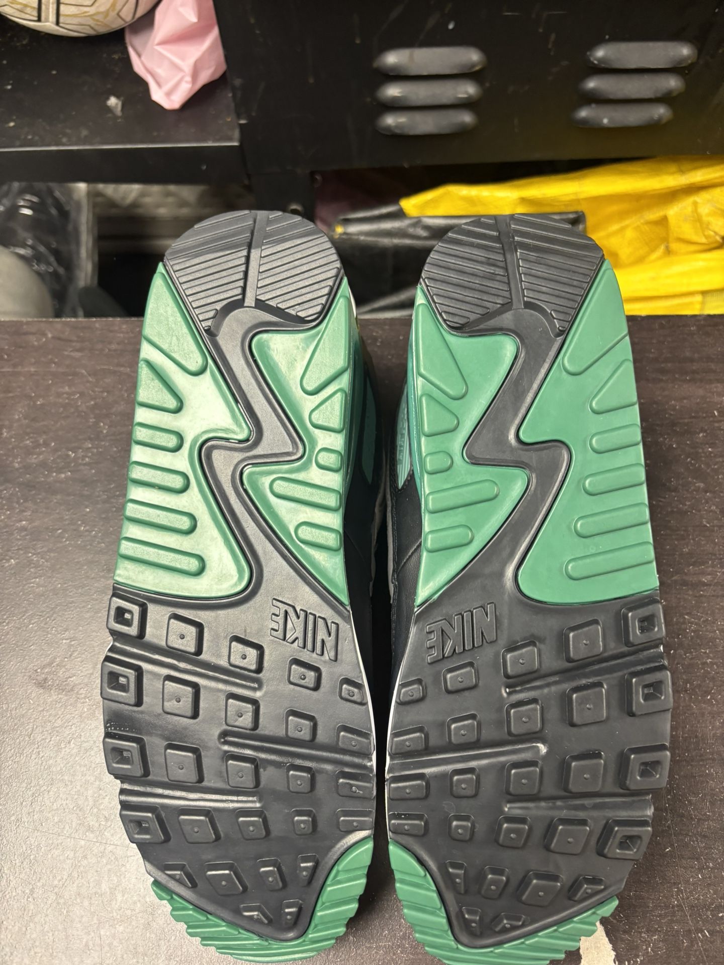 Nike Air Max 90 Evergreen Aura - photo 3