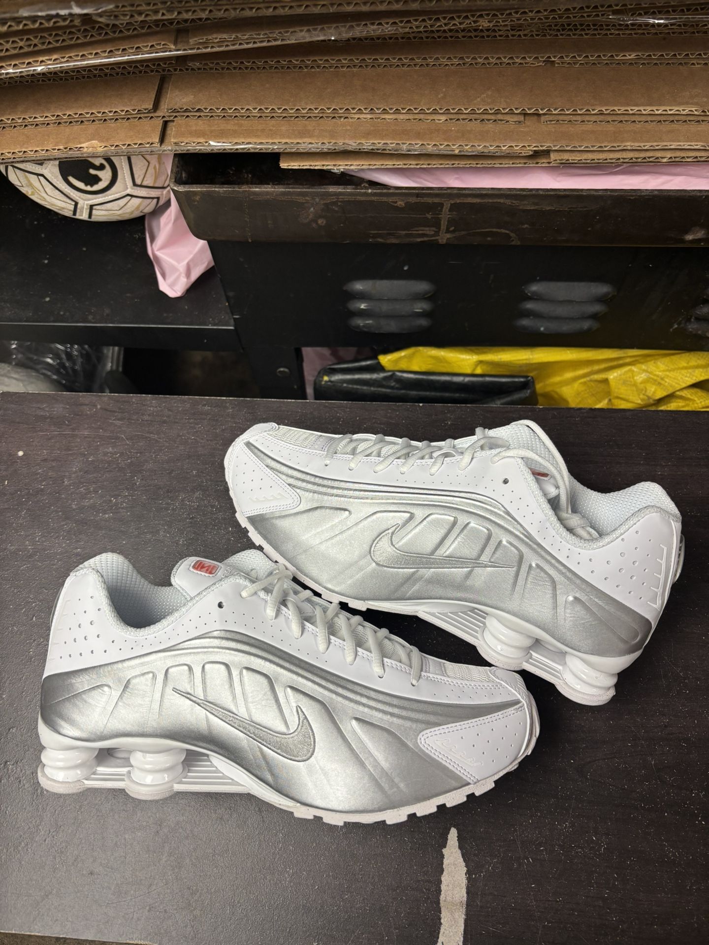 Nike Shox R4 White Bright