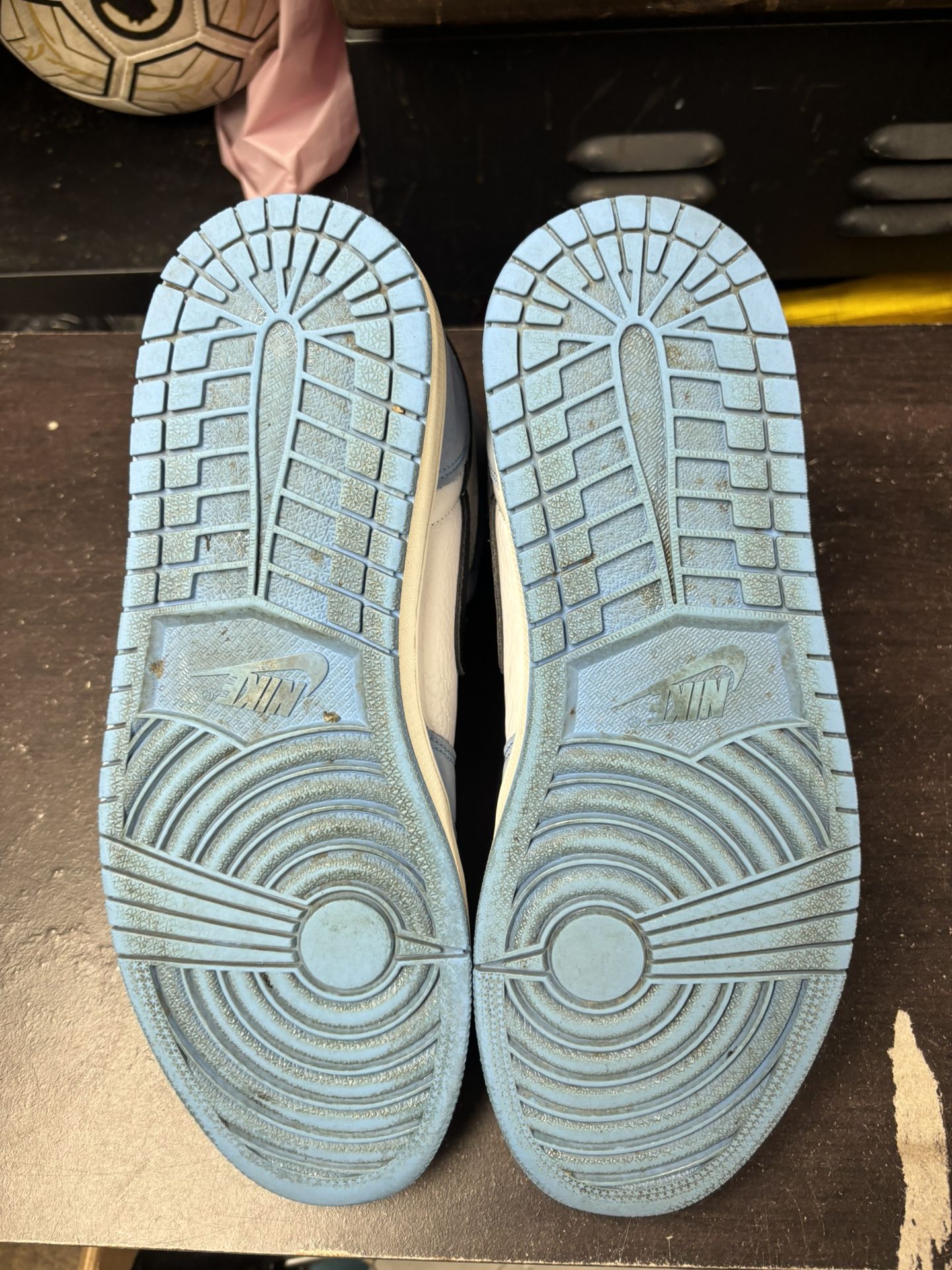 Air Jordan 1 High University Blue - photo 3