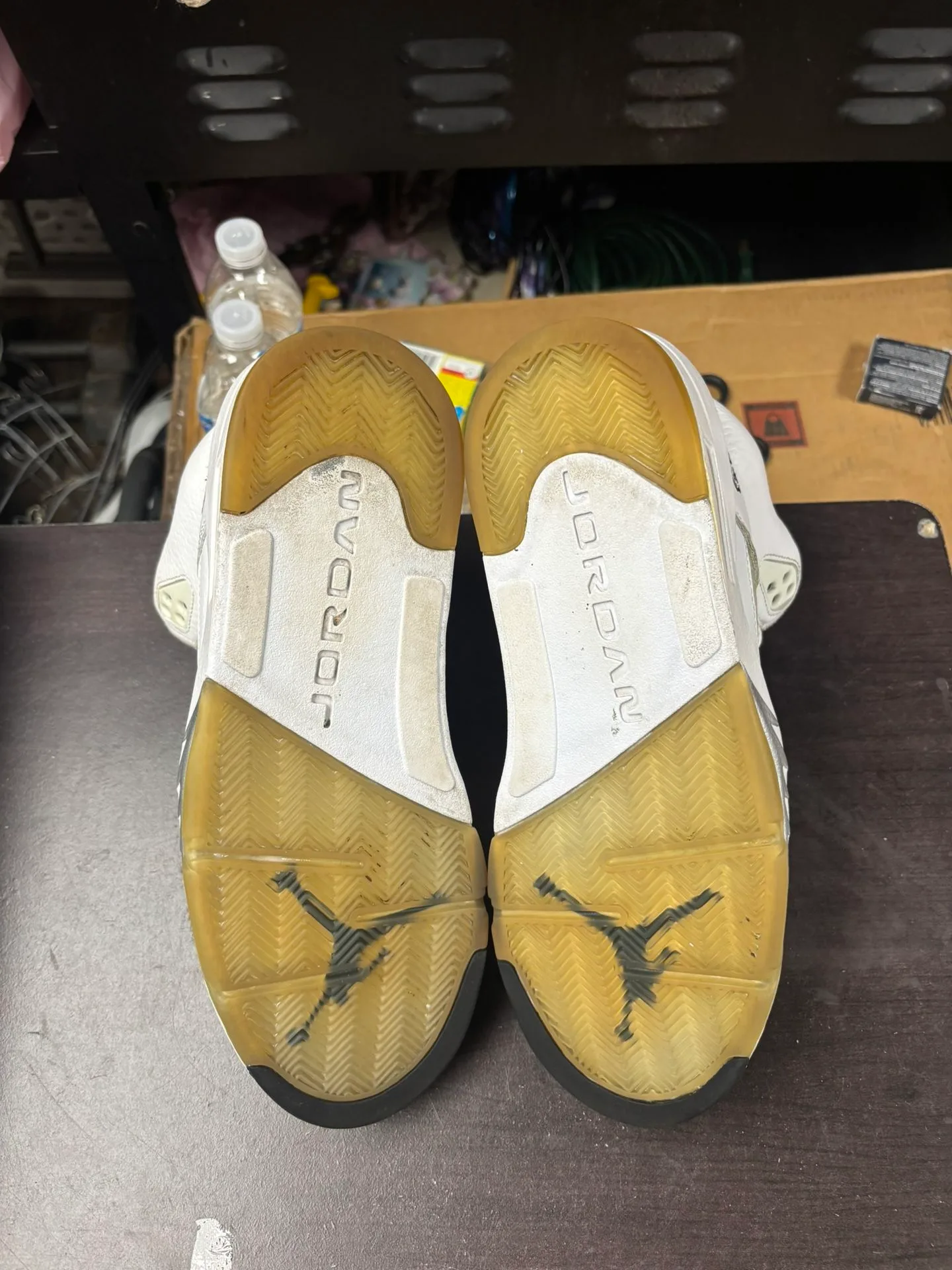 Air Jordan 5 White Metallic image indicator(3)